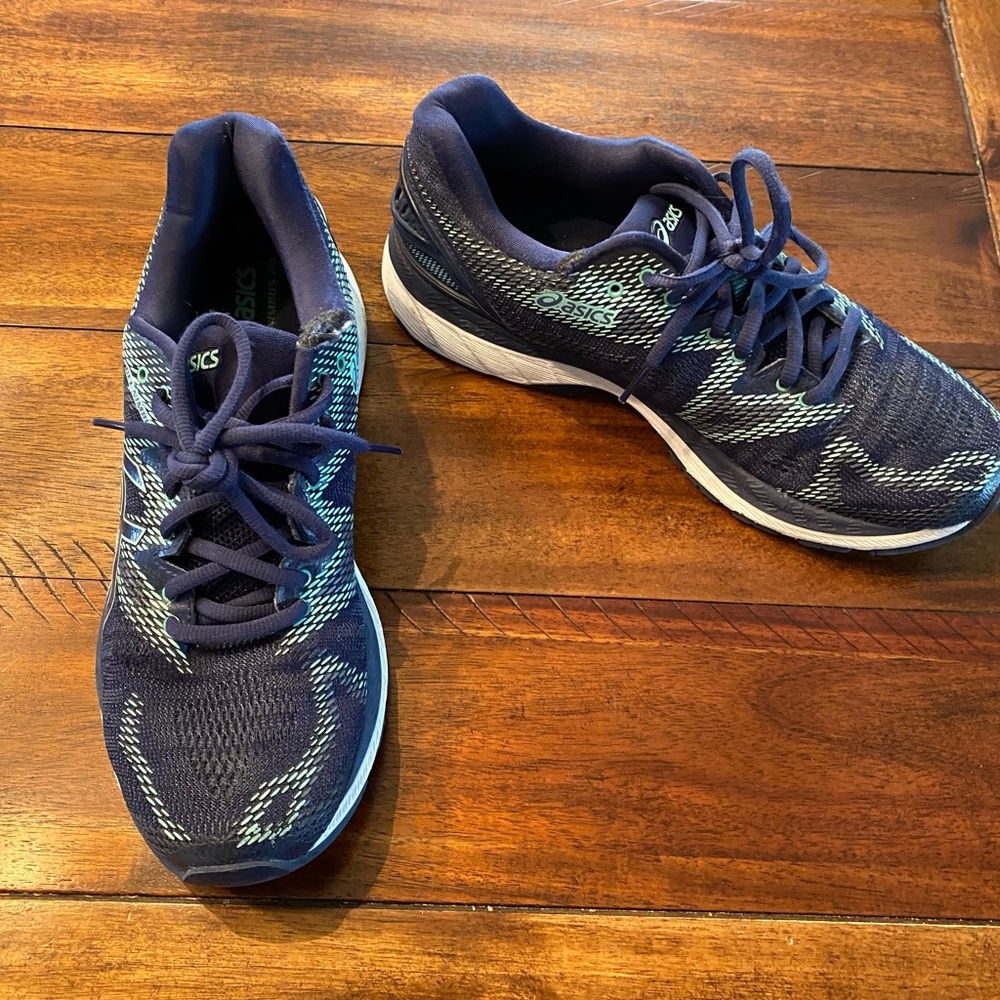 Asics Gel-Nimbus running shoes